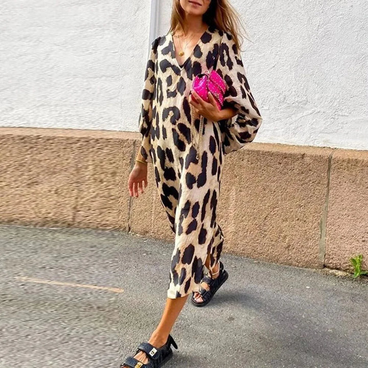 Femi | Lösa klänningar i leopard